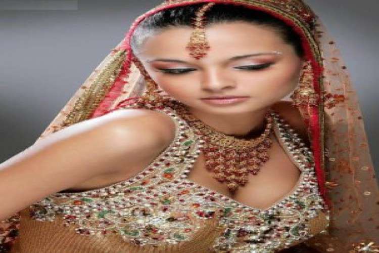 Bridalmakeupartistinkarolbagh 8319100