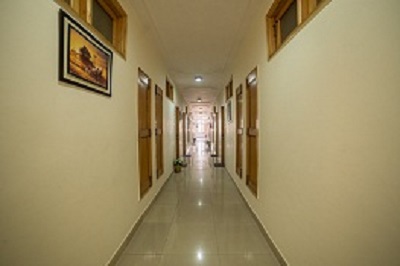 Budget Honeymoon Hotel In Kullu Manali For Couple 17388346374