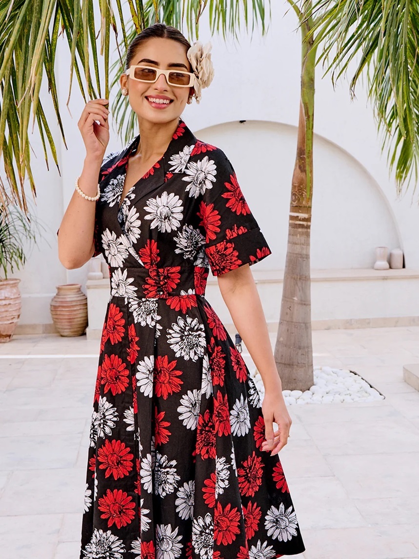 Buy Flowing Floral Maxi Dress At House Of Fett Signature 17471369308
