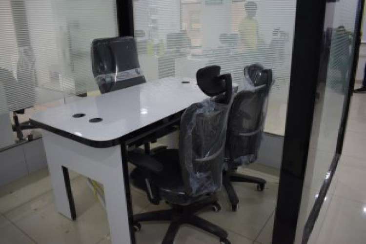 Commercial Office In Indore 8926226