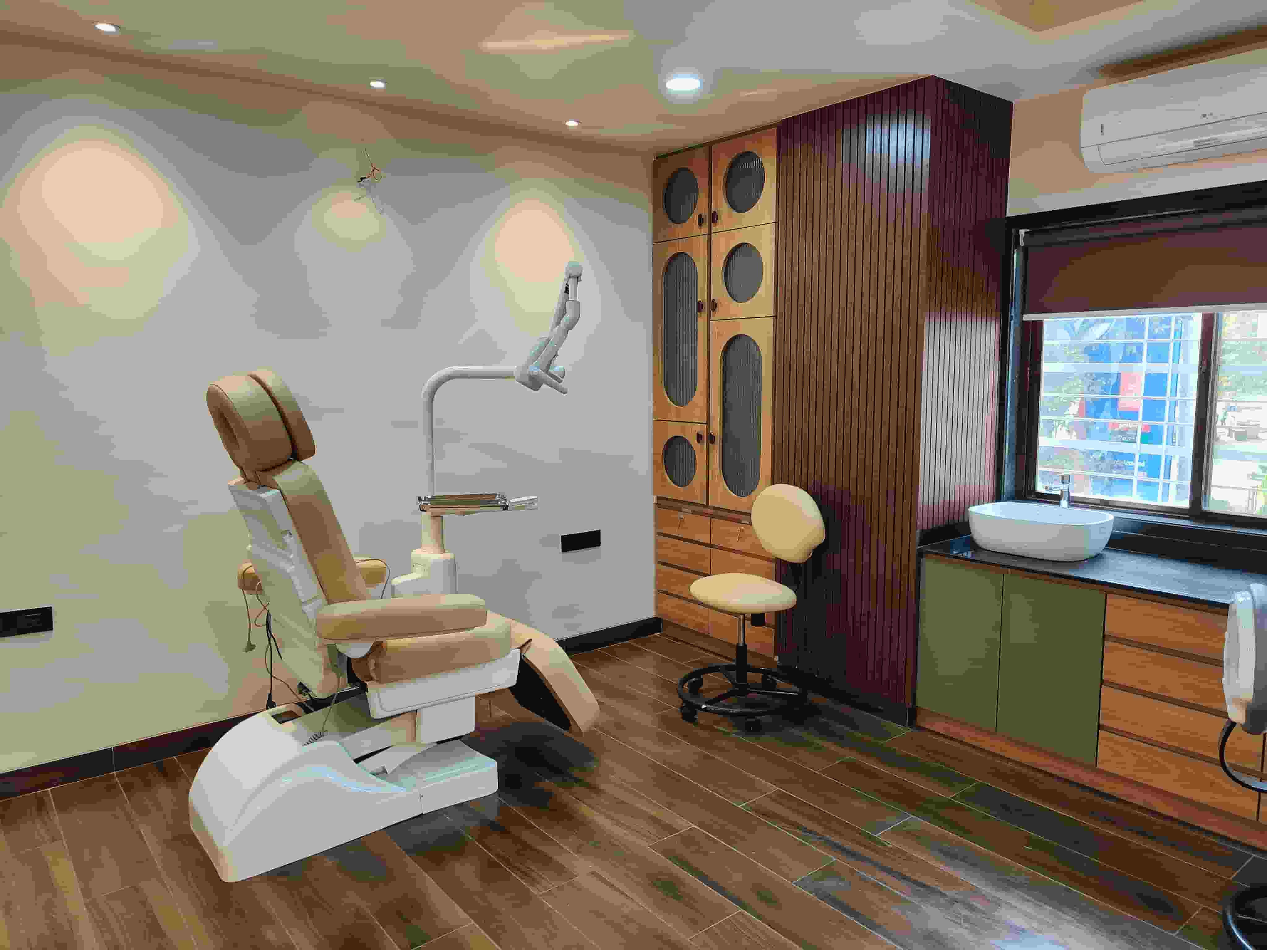 Dermatologist And Skin Specialist In Pcmc Dr Aishwarya Patil 17784980051