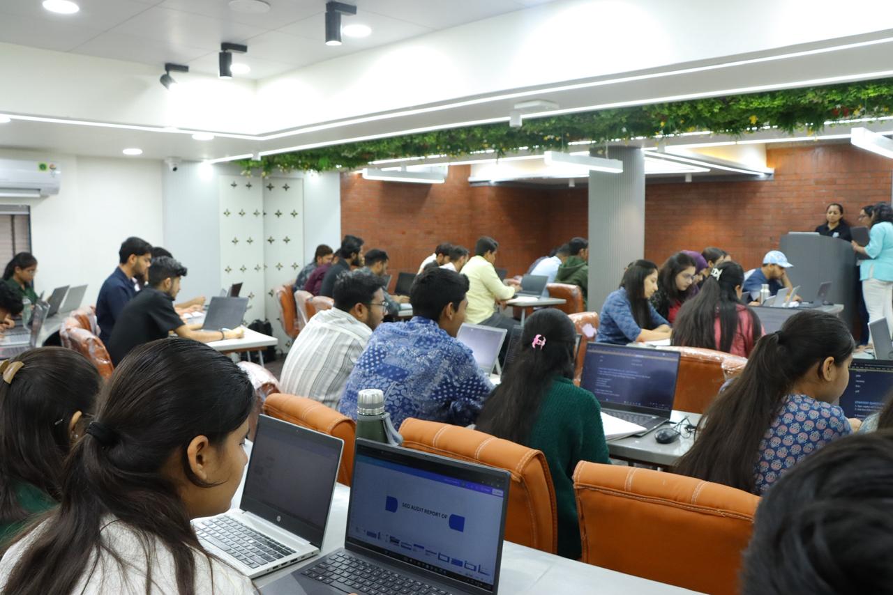 Digital Marketing Institute In Ahmedabad 17752422737