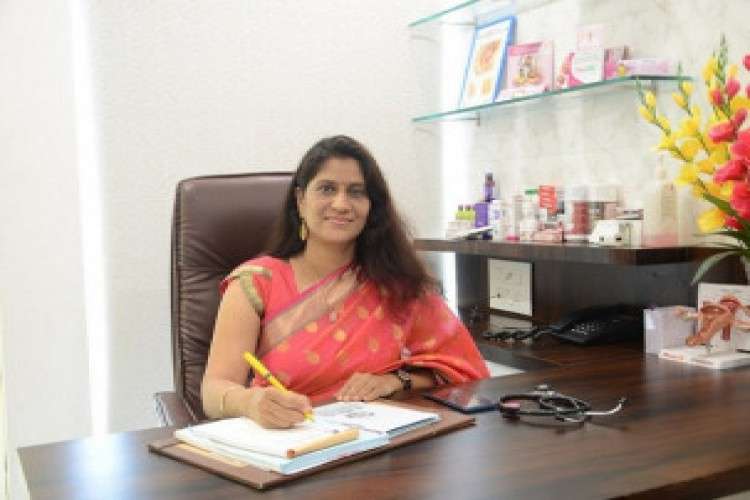 Gynecologist In Indore 7081346