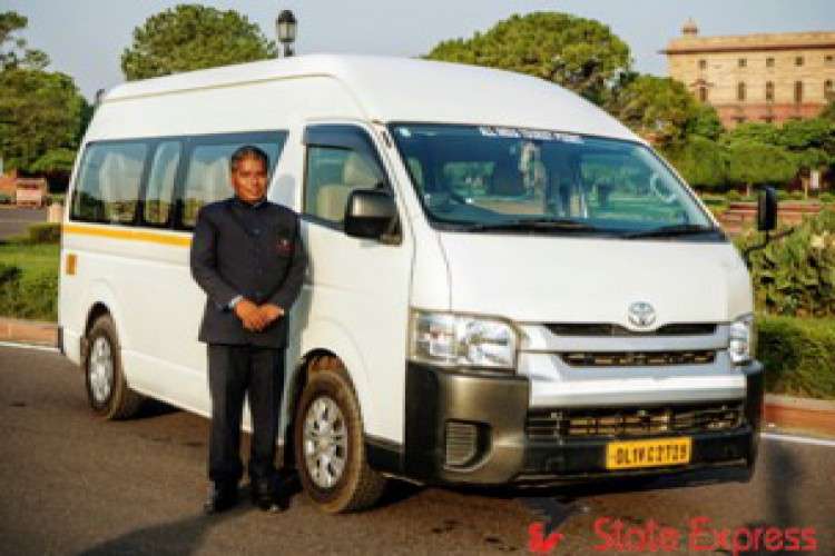 Hire Car And Enjoy Your Holidays With Our Wheels 7536587