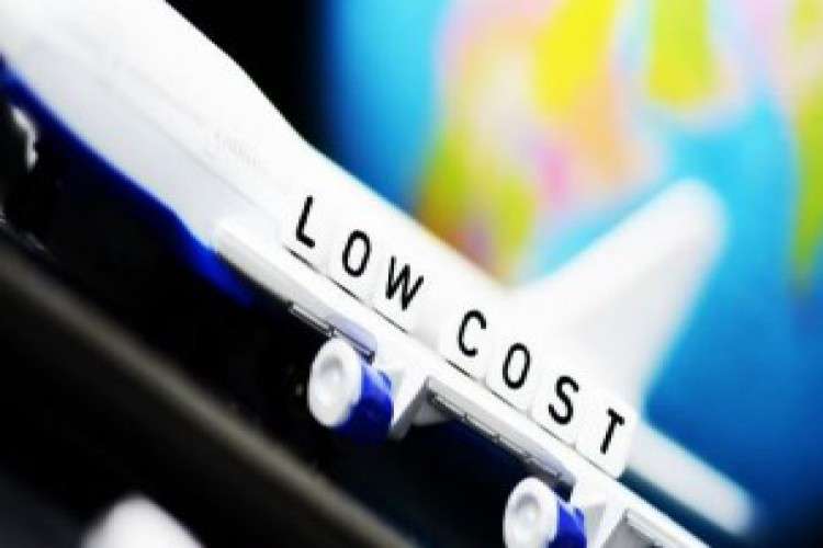 Low Cost Domestic And International Airlines Tickets 9896862