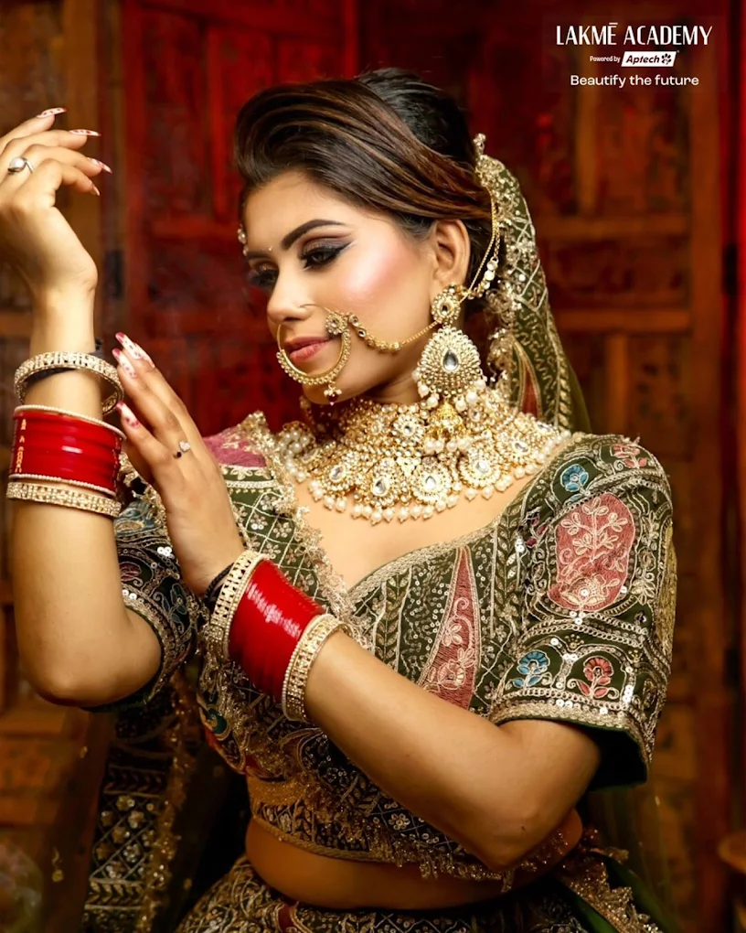 Makeup Artist Course In Nawanshahr 17552534988
