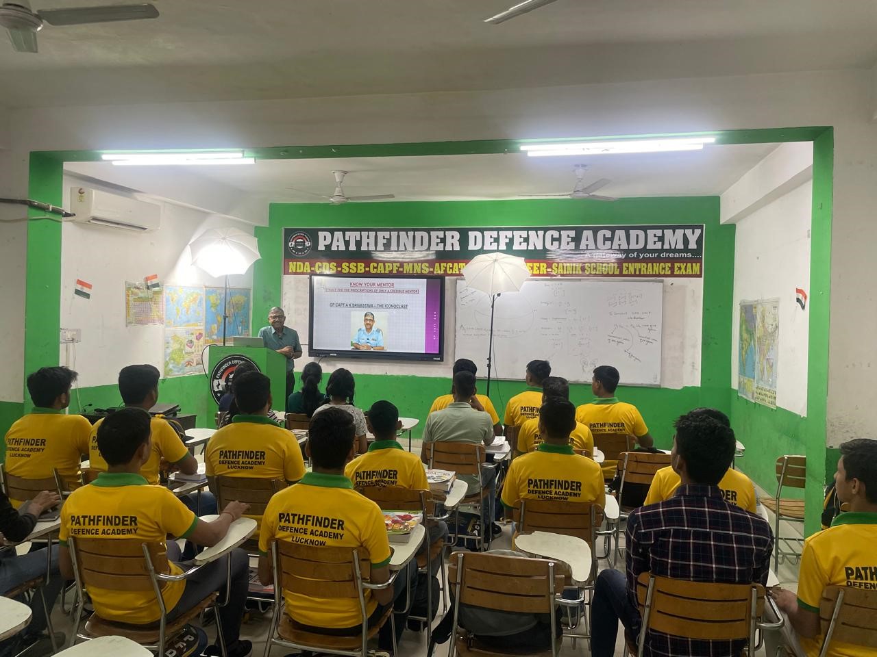 Nda Coaching In Alambagh 17689038668