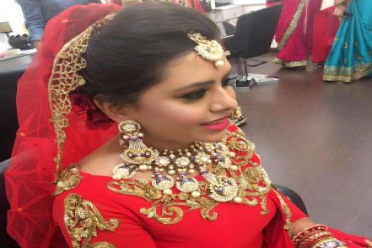 Professional Bridal Makeup Artist Udaipur 4425576