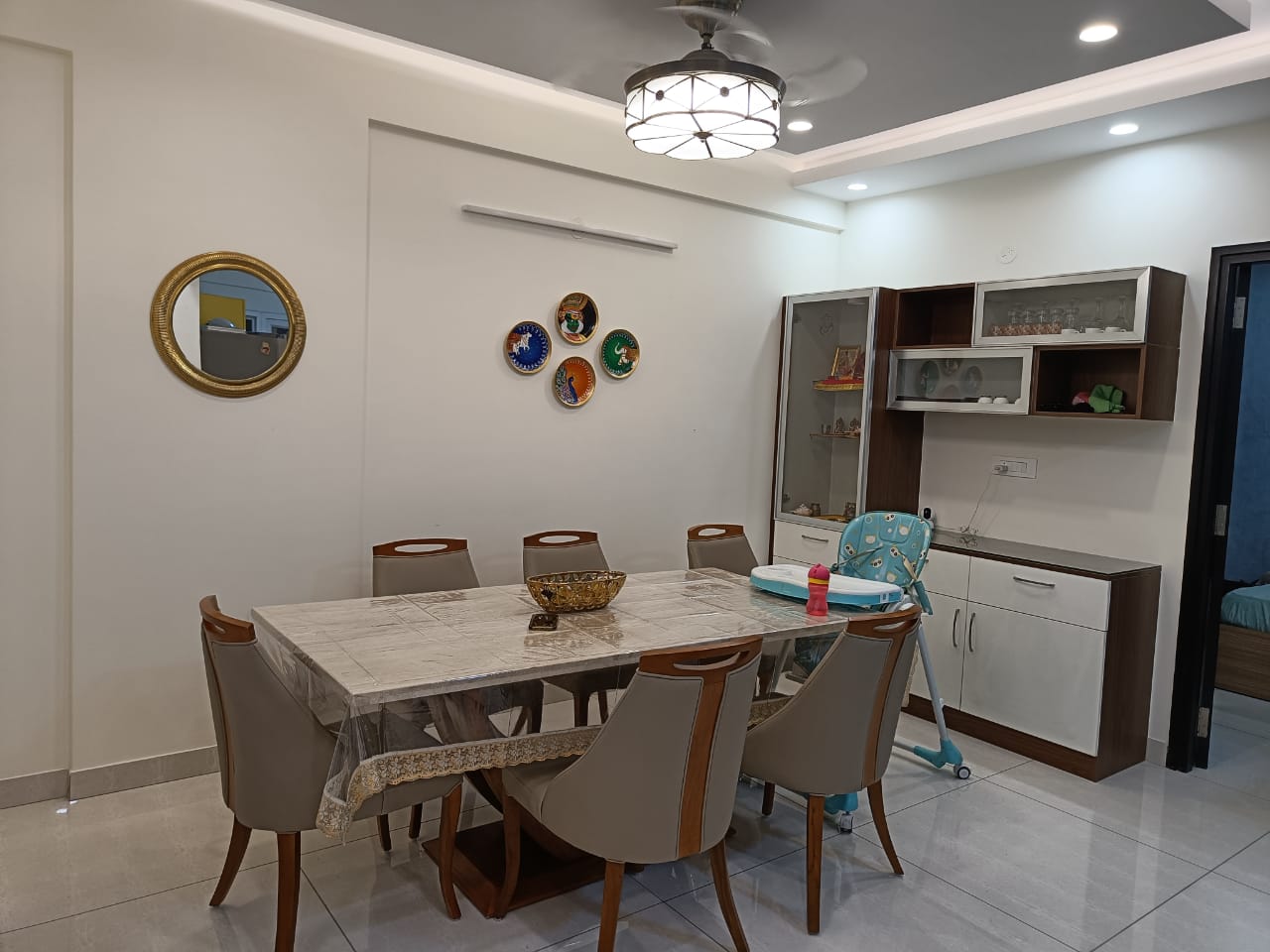 Professional Showroom Interior Designers For Stylish Displays 17758037959