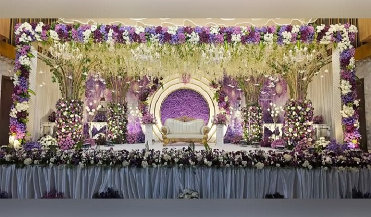 Banquet halls in dwarka with air conditioning  catering package