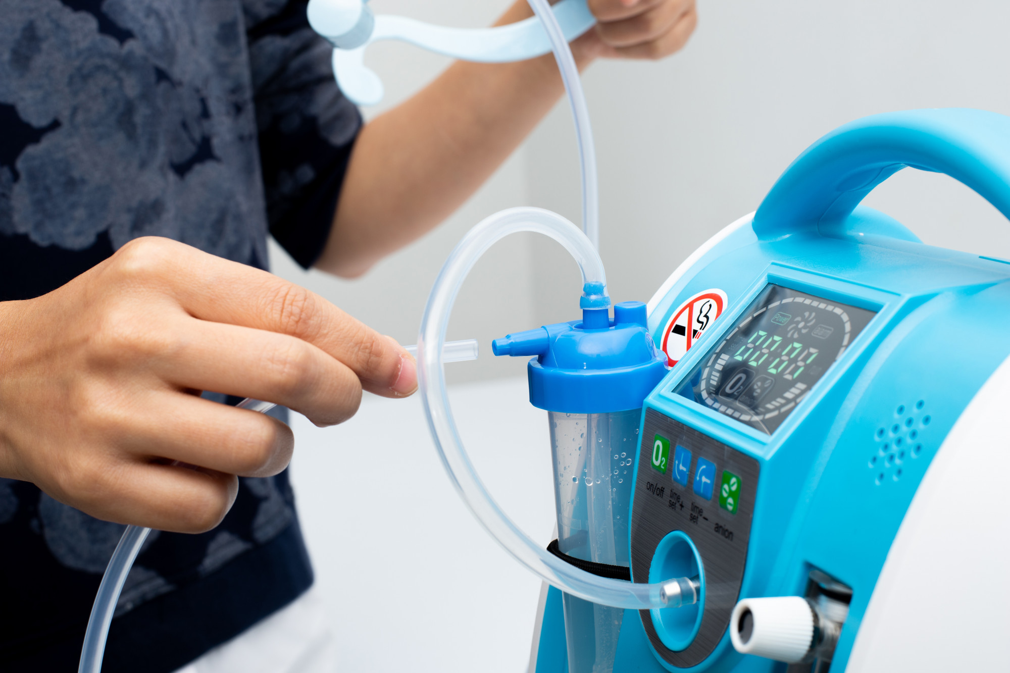 Best oxygen concentrator on rent at reasonable price in delhi