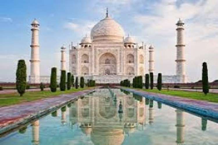 Book Agra Tour Package with Taj Mahal Tour Guide
