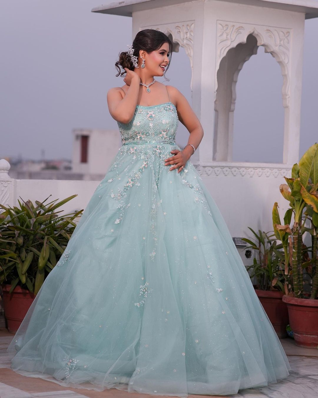 Dresszilla  photoshoot dresses on rent in jaipur