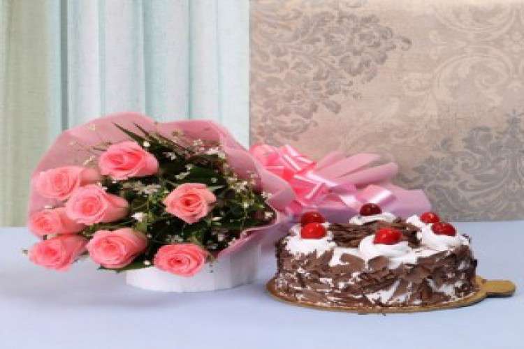 Give An Order Anniversary Cake AT Big Discount from MyFlowerTree
