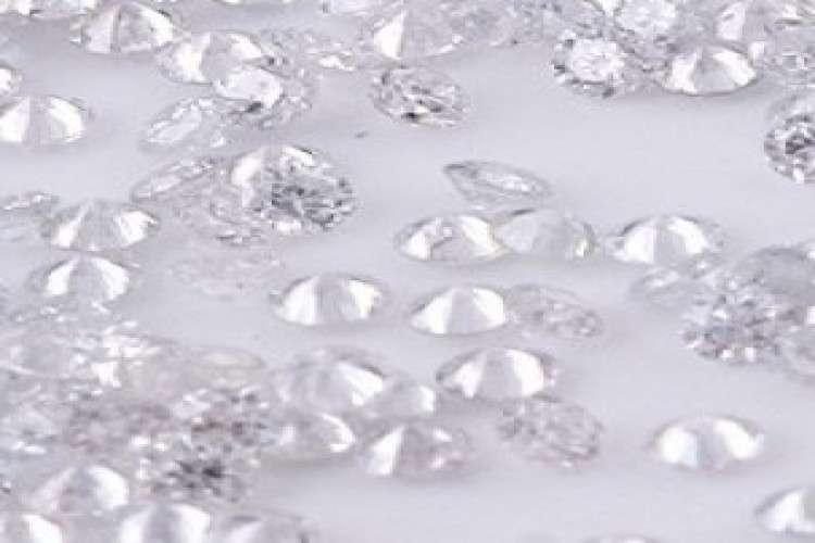 Low Prices Colorless Diamonds Lot