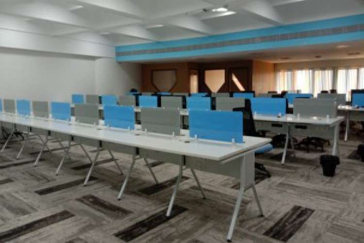 office Furniture in wwwinnodeskin
