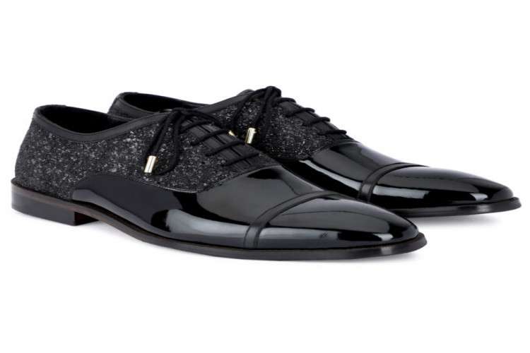 Patent leather men shoes