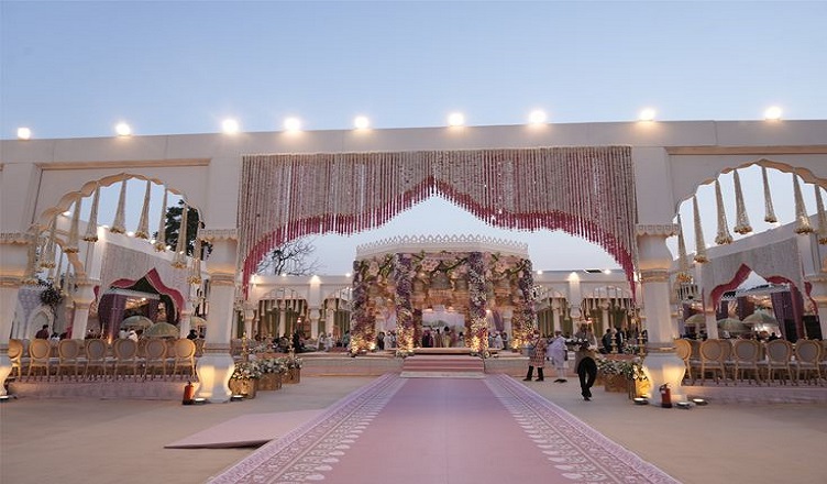 Smart banquet halls in delhi with ai features