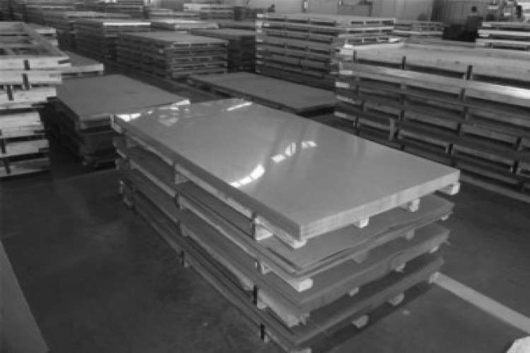 Stainless Steel Pipes And Tubes Manufacturer