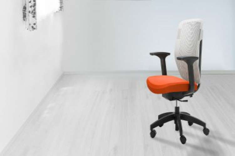 Syona Roots Chair Manufacturers